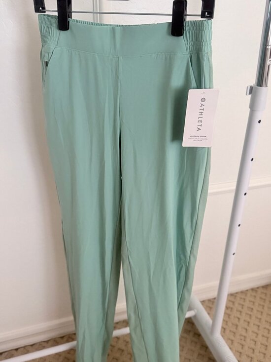 Athleta Pants - NWT Athleta Brooklyn Jogger Pants Mint Green - 8